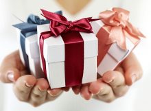 Things You Need to Know About Giving Gifts to Your Spouse