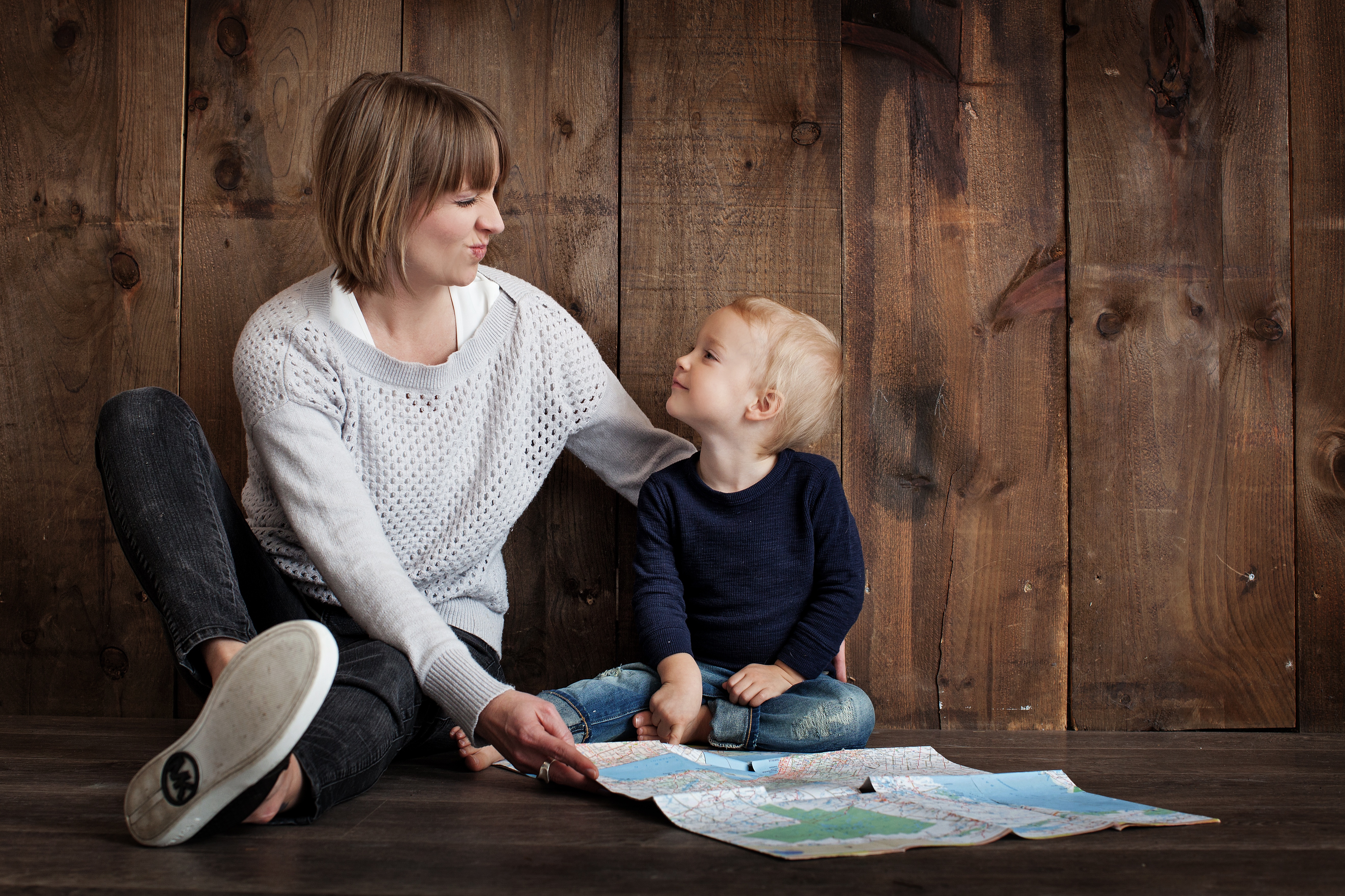 child and mother showing how different parenting styles influence kids