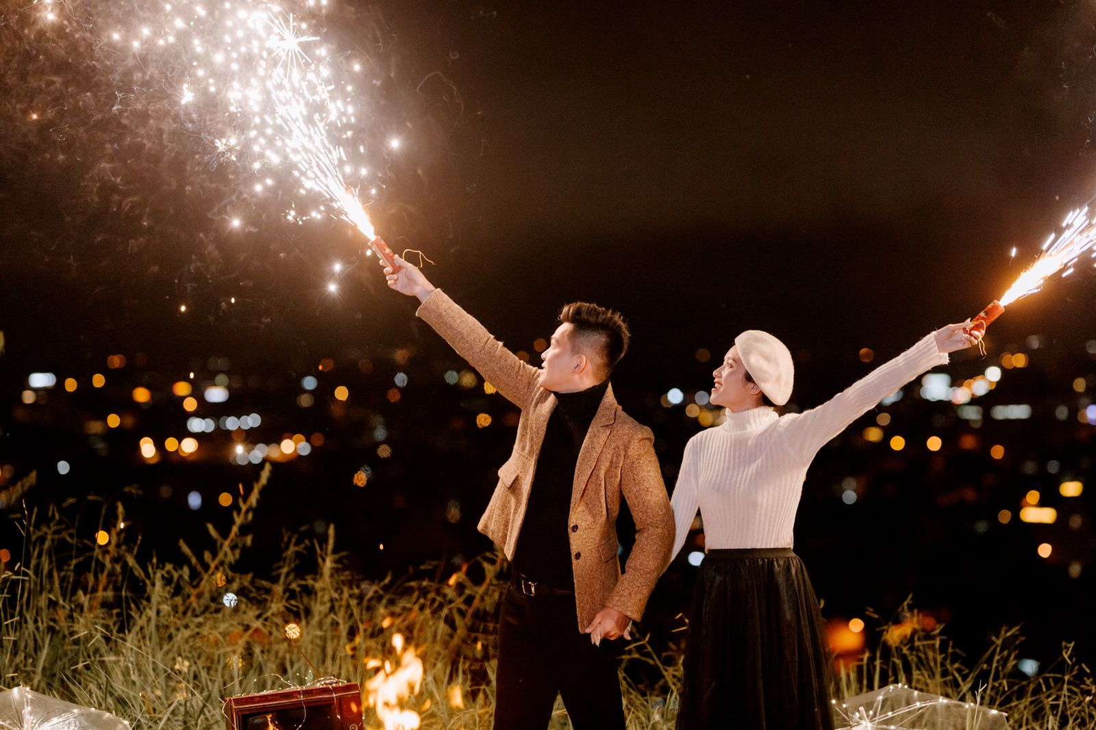 New Year’s Resolutions for Couples: 30 Goals to Set Together